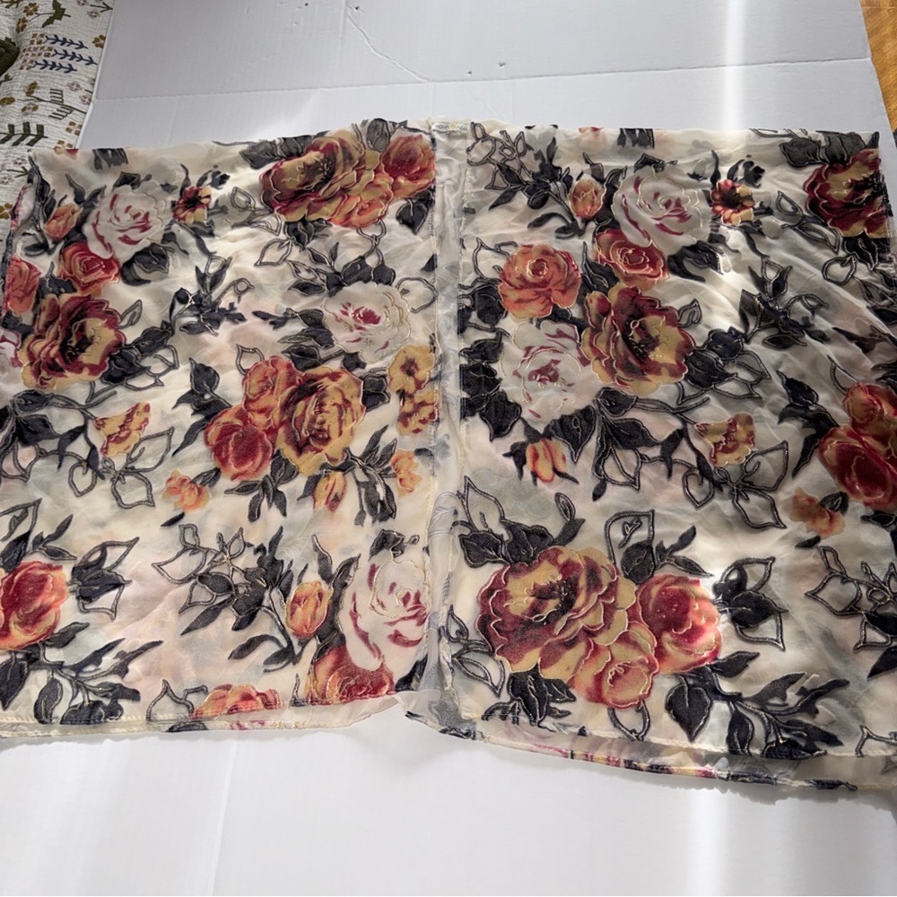 sheer floral shawl with cutout sleeves with a burnout velvet-style texture OS